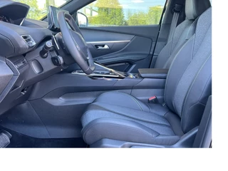 Peugeot 3008 Peugeot 3008 1.2 130 pk Automaat Allure Pack Navigatie Camera Carplay ACC DAB Stoelverwarming Keyless Led 18 Inch Velgen Zwart Dak Parkeersensoren Getint Glas - afbeelding nr 9