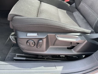 Volkswagen Passat Volkswagen Passat Variant 1.4 TSI ACT Connected Series Aut Navi ECC Pano Trekhaak - afbeelding nr 15