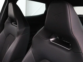CUPRA Formentor CUPRA Formentor 1.4 e-Hybrid VZ | 245pk | Stoel & stuurverwarming | Carplay | Camera | Adaptive cruise | Navigatie | Sfeerverlichting | Keyless | Full LED | PHEV - afbeelding nr 6