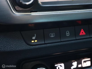 Škoda Fabia Skoda Fabia 5Drs TSI 95 PK Zwart Dak Navigatie Stoelverw DonkerGlas Parkeersensor Cruise - afbeelding nr 22