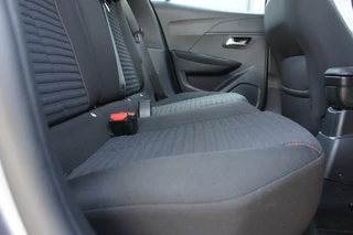 Peugeot 208 Peugeot 208 1.2 Automaat CarPlay|Cruise|Navigatie|PDC|Velgen - afbeelding nr 19