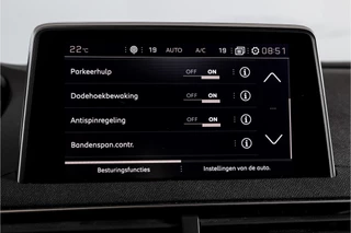 Peugeot 3008 Peugeot 3008 1.2 PureTech 130 PK GT Line | S/K-Panodak | Dig. Cockpit | Cruise | PDC | Camera | NAV | ECC | Elek. Klep | DAB | LM 19