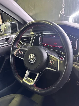 Volkswagen Polo Volkswagen Polo 2.0 GTI Virtual KW-SchroefsetPano Dsg beats dcc navi keyless - afbeelding nr 23