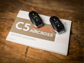 Citroën C5 Aircross Automaat (APPLE CARPLAY, GROOT NAVI, VIRTUAL COCKPIT, LEDER, SPORTSTOELEN, 360 CAMERA, ADAPTIVE CRUISE, LED KOPLAMPEN, GETINT GLAS, NIEUWSTAAT) - afbeelding nr 17