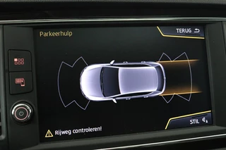 SEAT Leon SEAT Leon 1.4 TSI FR | Panoramadak | Stoelverwarming |  Carplay | Sfeerverlichting | Navigatie | Leder/Alcantara | SEAT Sound | Climate control | Full LED | Parkeerhulp | Cruise control - afbeelding nr 12
