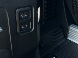 Land Rover Defender - afbeelding nr 37