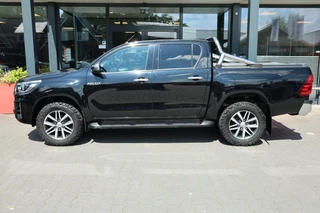 Toyota Hilux Toyota Hilux 2.4 D-4D DUBBEL CABIN EXECUTIVE BE TREKKER A/T 5 SITZ 4WD VAN - afbeelding nr 2