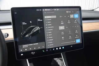 Tesla Model 3 - afbeelding nr 14