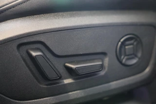 Audi A6 Audi A6 Avant 55 TFSI e Quattro S6 Look Automaat / AUT / Head Up / Memory / Elek Stoelen / Acc / Lane Assist / Pano / Matrix - afbeelding nr 30