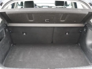Kia Stonic - Navigatie - Camera - Climate control - Cruise control - 17 inch LM velgen - 12 maanden garantie - afbeelding nr 40