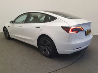 Tesla Model 3 - afbeelding nr 7