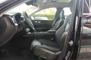 Volvo XC60 Volvo XC60 T6 Recharge AWD Inscription Exclusive | Panoramadak | Leder | Stoelverwarming | Parkeercamera | Keyless - afbeelding nr 15