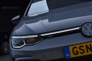 Volkswagen Golf Volkswagen Golf 1.5 eTSI R-Line Pano HUD H&K Lane Camera - afbeelding nr 44