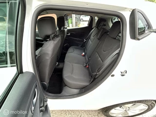 Renault Clio Renault Clio 1.2 TCe Limited automaat nieuwstaat!! - afbeelding nr 24