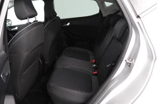Ford Fiesta Ford Fiesta 1.0 EcoBoost Titanium Business (NAVIGATIE, PARKEERSENSOREN, ACHTERUITRIJCAMERA, CRUISE ADAPTIEF, NL-AUTO) - afbeelding nr 9