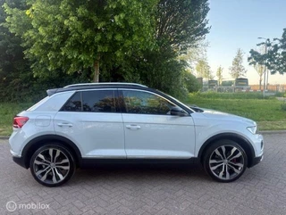 Volkswagen T-Roc Volkswagen T-Roc 2.0 TSI 4Motion Sport Carplay! - afbeelding nr 4