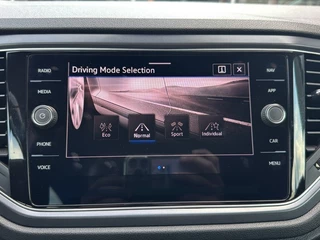 Volkswagen T-Roc Volkswagen T-Roc 1.5 TSI DSG R-LINE TREKHAAK/BEATS-AUDIO/NAVI/ACC/PDC - afbeelding nr 24