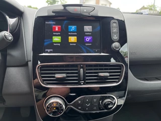 Renault Clio Renault Clio ESTATE 0.9 TCE INTENS / NAVI / CAMERA / TREKHAAK / DAB / LED - afbeelding nr 11