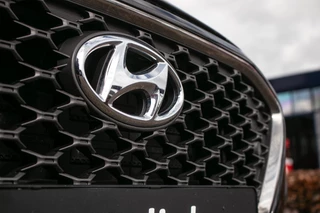 Hyundai Kona Hyundai Kona 1.6 GDI HEV Premium - All-in rijklrprs | Dealer ond. | HUD | Leer | Adpt. cruise - afbeelding nr 29