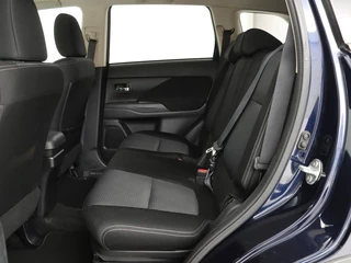 Mitsubishi Outlander Mitsubishi Outlander 2.0 Executive Edition 7-persoons | Automaat |  Full LED | Camera | MirrorLink | Climate control | Cruise control - afbeelding nr 6