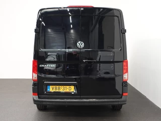 Volkswagen Crafter Volkswagen Crafter L3H2 L2H1 Highline 2x Schuifdeur Navigatie Cruisecontrol Airco Parkeersensoren Euro6 - afbeelding nr 4