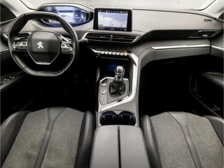 Peugeot 5008 (PANORAMADAK, APPLE CARPLAY, GROOT NAVI, 360 CAMERA, LEDER, SPORTSTOELEN, LED KOPLAMPEN, KEYLESS, DAB+, NIEUWE APK, NIEUWSTAAT) - afbeelding nr 6