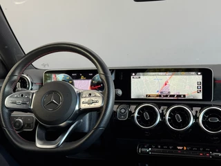 Mercedes-Benz A-Klasse Mercedes-Benz A-klasse 200 163pk AMG Night Dealer Onderhouden - afbeelding nr 5