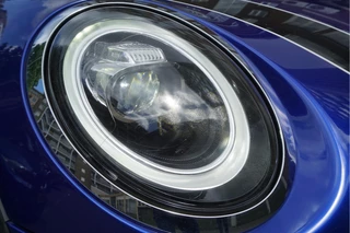 MINI Cooper MINI Cooper Mini 1.5 Pepper | NL AUTO | HUD | Sportinterieur (leer/ stof/ stoelverwarming) | Apple Carplay | Sfeerverlichting | 17inch | LED pakket | Keyless GO/ ENTRY | DUAL ZONE CLIMATE | Bonnet Stripes | Zwart dak | Front- achterspoiler - afbeelding nr 3