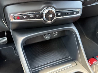 Volvo XC40 Volvo XC40 1.5 T5 TE Moment Pro - afbeelding nr 36