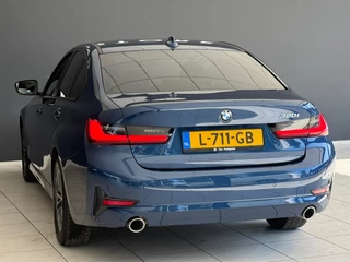 BMW 3 Serie BMW 3-serie 320i BNS Edit Navi|Sportstoelen|Apple Carplay|Dealer Onderhouden - afbeelding nr 4