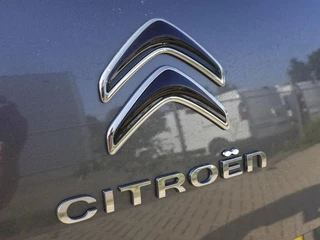 Citroën C3 Aircross Citroen C3 Aircross 1.2 PureTech 110pk You Navigatie | Apple Carplay/Android Auto | Climate Control | Cruise Control | Dab | Parkeer sensoren - afbeelding nr 37