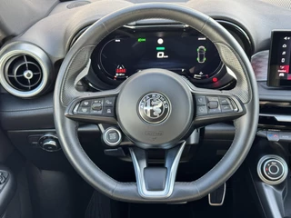 Alfa Romeo Tonale Alfa Romeo TONALE 1.5T Hybrid Edizione Speciale Stoelventilatie/ verwarming Climate control Apple Carplay Android Leder - afbeelding nr 23