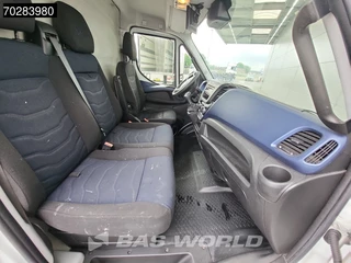 Iveco Daily Iveco Daily 35C18 Automaat Dubbellucht L3H2 3,5t Trekhaak Airco Camera Imperiaal Euro6 L4H2 16m3 Airco Trekhaak Cruise control - afbeelding nr 12