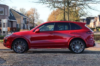 Porsche Cayenne Porsche Cayenne 3.0 S E-Hybrid Sport Chrono Cruise|Luchtvering|Panoschuifdak|Leder|360 camera|Trhk|Memory Seats|PDC|Navi|Dealer onderhouden - afbeelding nr 3