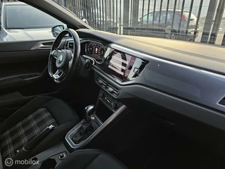 Volkswagen Polo Volkswagen Polo 2.0 TSI GTI Panorama/Keyless/Virtual/Beats/Camera - afbeelding nr 21