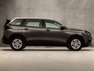 Peugeot 5008 Peugeot 5008 1.2 PureTech Sport 7 Persoons (APPLE CARPLAY, GROOT NAVI, PARKEERSENSOREN, SPORTSTOELEN, CRUISE, LANE ASSIST, NIEUWE APK, NIEUWSTAAT) - afbeelding nr 4