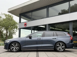 Volvo V60 Volvo V60 2.0 B4 Aut. 197pk MHEV R-Design | Navi | Camera | Trekhaak | Memory | - afbeelding nr 3
