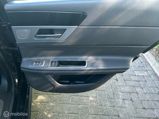 Jaguar XF Jaguar XF 2.0d Corporate Edition R-Sport, Groot O.H. Lees - afbeelding nr 39