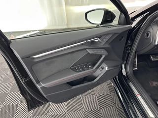 Audi RS3 Audi RS3 Sportback 2.5 TFSI quattro Aut. *PANO | HEAD-UP | MATRIX-LED | FULL-LED | ADAPTIVE-CRUISE | BLIND-SPOT | MEMORY-PACK | KEYLESS | SPORT-SEATS | CAMERA | DIGI-COCKPIT | AMBIENT-LIGHT | 19''ALU* - afbeelding nr 25
