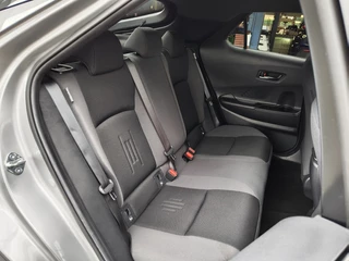 Toyota C-HR Toyota C-HR 1.8 Hybrid 140 Dynamic | Sensoren v/a | Keyless Entry | Stoelver - afbeelding nr 28