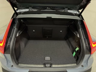 Volvo XC40 Volvo XC40 1.5 T5 Recharge R-Design Pano Cruise Camera - afbeelding nr 55