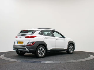 Hyundai Kona Hyundai Kona 1.6 GDI HEV Comfort Smart | Navigatie | Hybride! - afbeelding nr 2