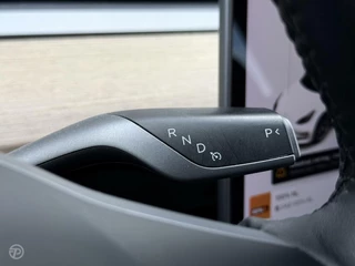 Tesla Model 3 Tesla Model 3 Standard RWD Plus 60 kWh Trekhaak Panoramadak Zwart Leder 18