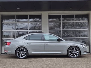 Škoda Superb - afbeelding nr 8