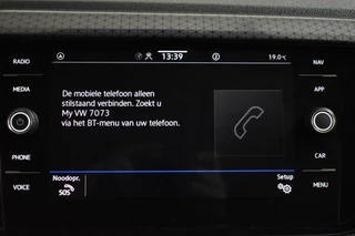 Volkswagen T-Cross Volkswagen T-Cross TSI 110PK DSG STYLE CAMERA/LED/CARPLAY - afbeelding nr 31