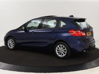 BMW 2 Serie BMW 2-serie Active Tourer 218d | Panoramadak | Sportstoelen | Trekhaak |  Full LED | Climate control | Parkeerhulp | Cruise control | Bluetooth - afbeelding nr 2