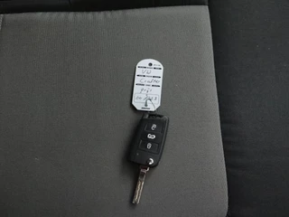 Volkswagen Crafter | Naviagtie | Camera | 3-Persoons | Betimmering | Airco | Cruise - afbeelding nr 5