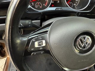 Volkswagen Touran Volkswagen Touran 1.2 TSI Highline 7p|Carplay|Allseasonbanden - afbeelding nr 41