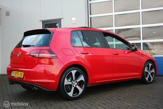 Volkswagen Golf Volkswagen Golf 2.0 TSI GTI 220pk 1e eigenaar/NL-geleverd - afbeelding nr 5