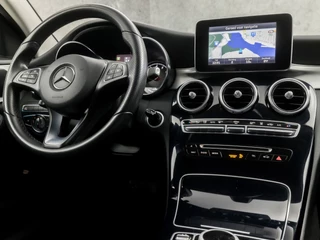 Mercedes-Benz C-Klasse 279Pk Automaat (NAVIGATIE, LUCHTVERING, LEDER, STOELVERWARMING, ELEK SPORTSTOELEN, GETINT GLAS, CAMERA, SFEERVERLICHTING) - afbeelding nr 7